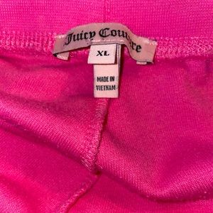 Near new. limited edition, name brand fashionable cute juicy couture pants